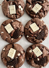 Load image into Gallery viewer, Chocolate Cookies &amp; Cream (Single)