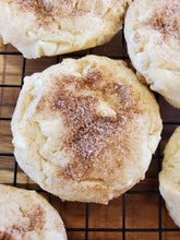 Load image into Gallery viewer, White Chocolate Snickerdoodle Cookie Dozen