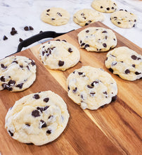 Load image into Gallery viewer, Chocolate Chip Cookie Dozen