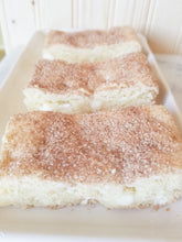 Load image into Gallery viewer, White Chocolate Snickerdoodle Blondies