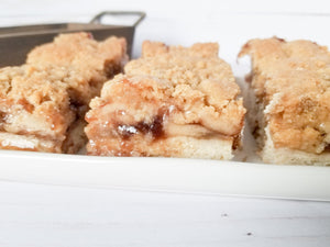 Apple Crisp Shortbread Bars